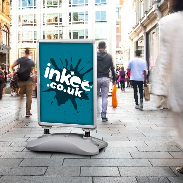 Pavement display | INKEE